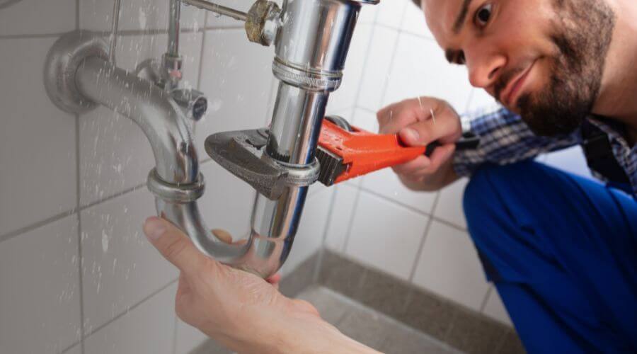 Professional sink repair in Williamsburg, OH